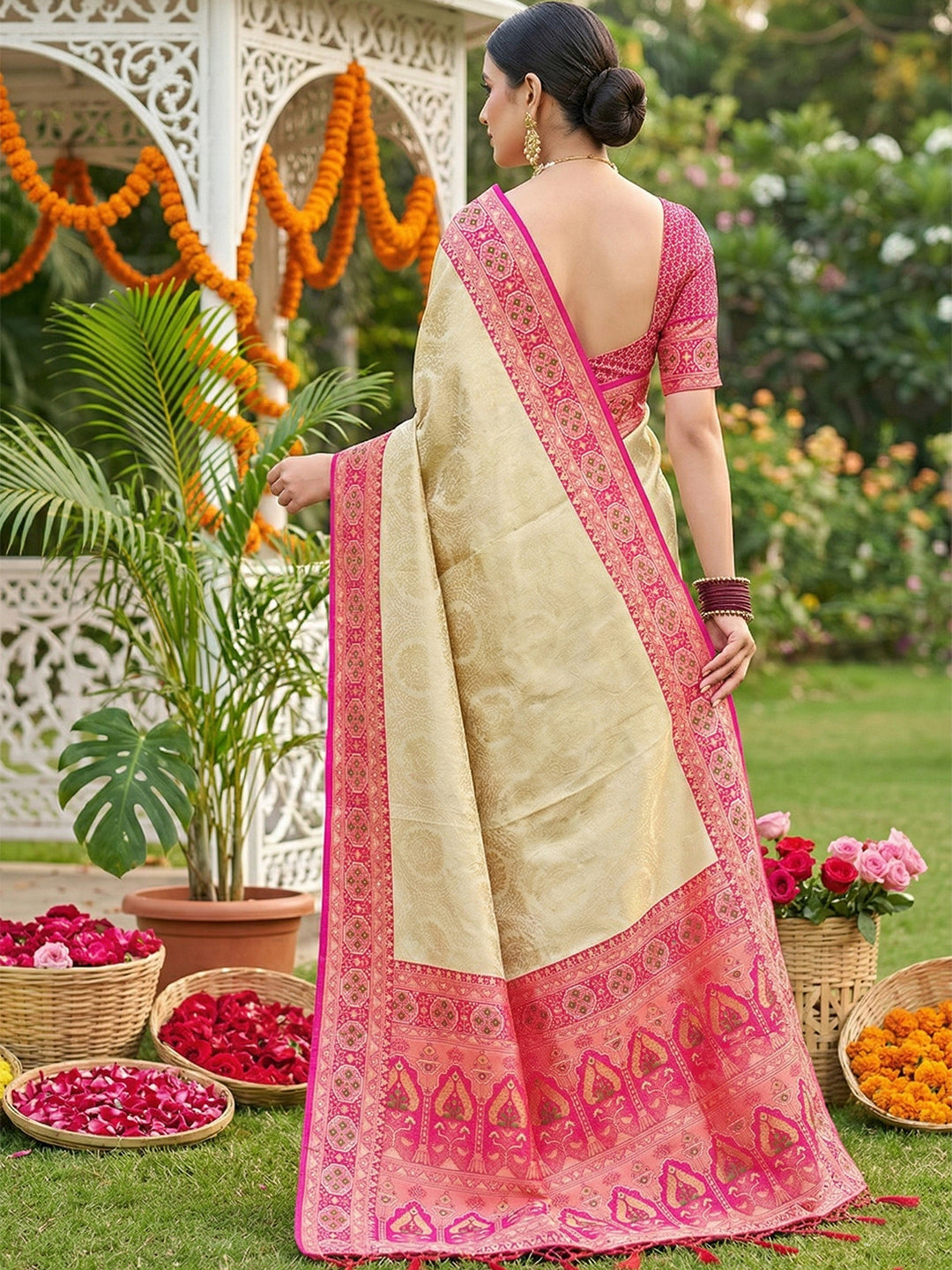 Sutriti Elegant Cream & Hot Pink Soft Silk Kanjivaram Style Saree with Rich Zari Border & Paisley Pallu
