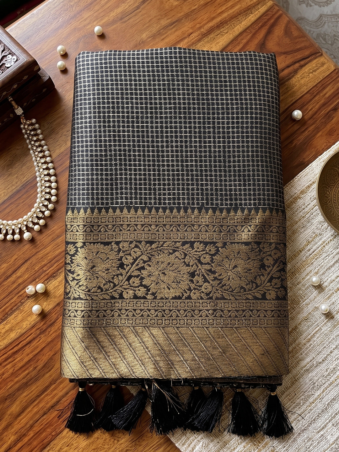 Sutriti Black Art Silk Checkered Saree For Women | Festive & Evening Wear