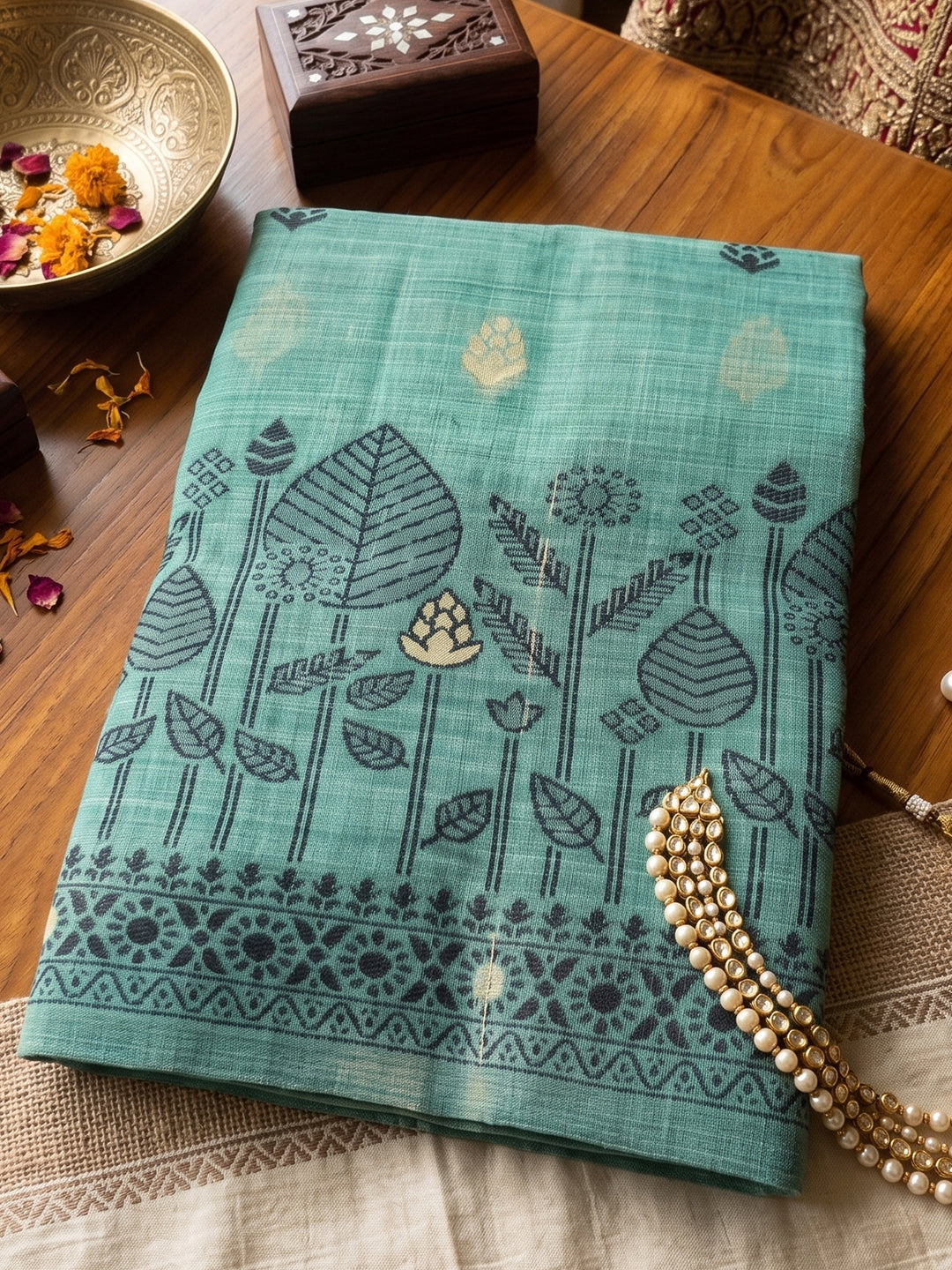 Sutriti Sea Green Premium Cotton Saree | Women's Floral Border Party Wear Drape