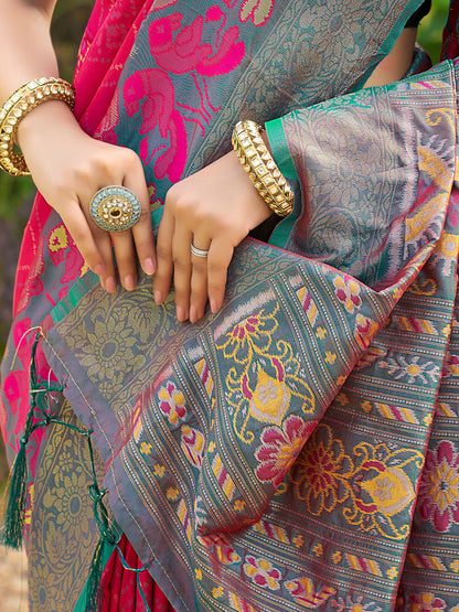 Sutriti Pink Pochampalli Silk Saree for Women | Wedding & Festive Wear Saree