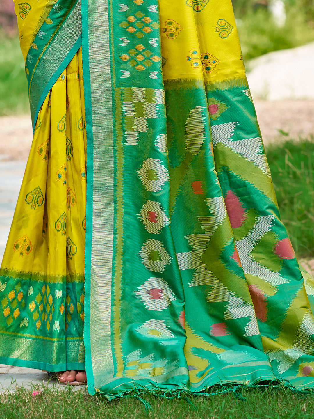 Sutriti Mustard Yellow Pochampalli Silk Saree | Elegant Traditional Wedding & Festive Wear Saree