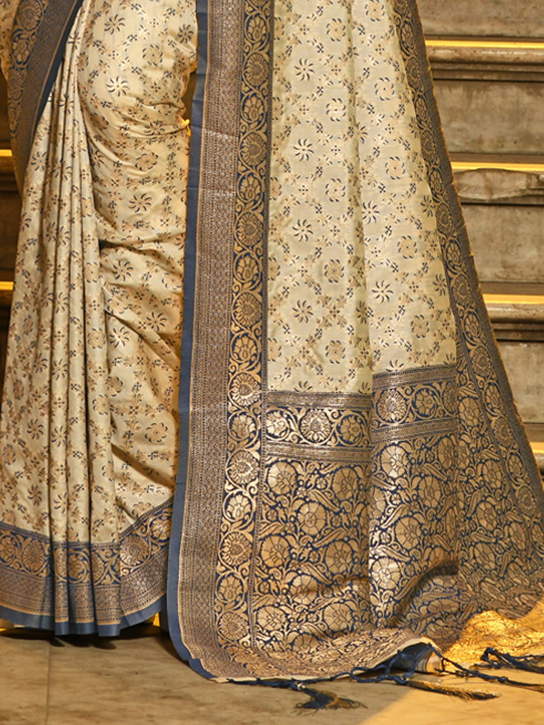 Sutriti Ivory and Navy Blue Banarasi Silk Saree with Golden Zari – Regal Elegance for Timeless Celebrations
