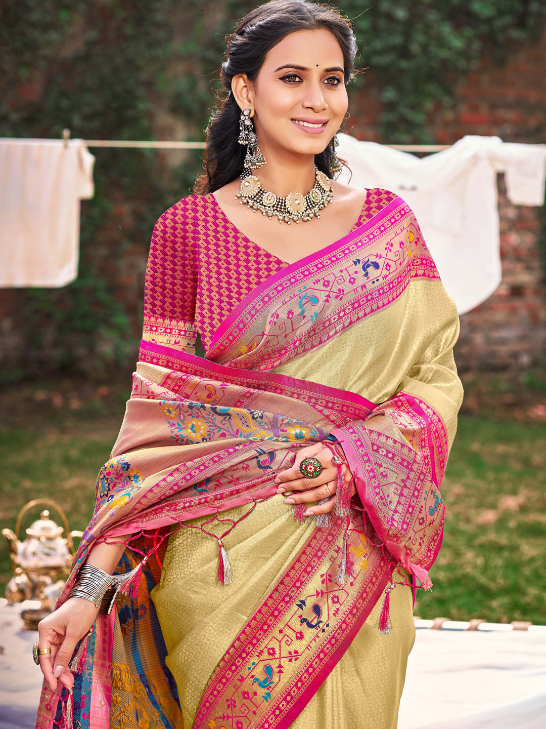 Sutriti Cream Paithani Silk Saree with Pink Contrast Border & Floral Weaving | Wedding & Festive Wear