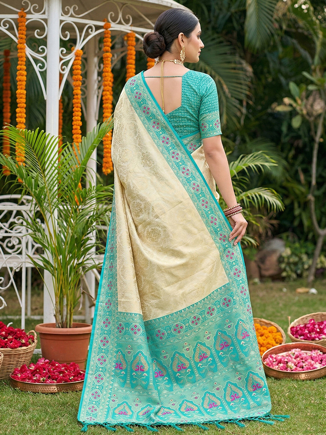 Sutriti Elegant Cream & Turquoise Soft Silk Kanjivaram Style Saree with Rich Zari Border & Paisley Pallu