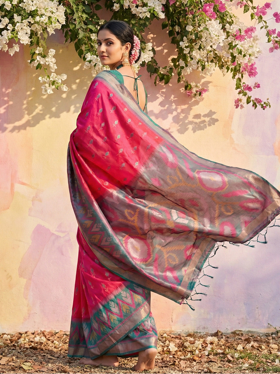 Hot pink woven saree with grey rich pallu and green contrast border for women