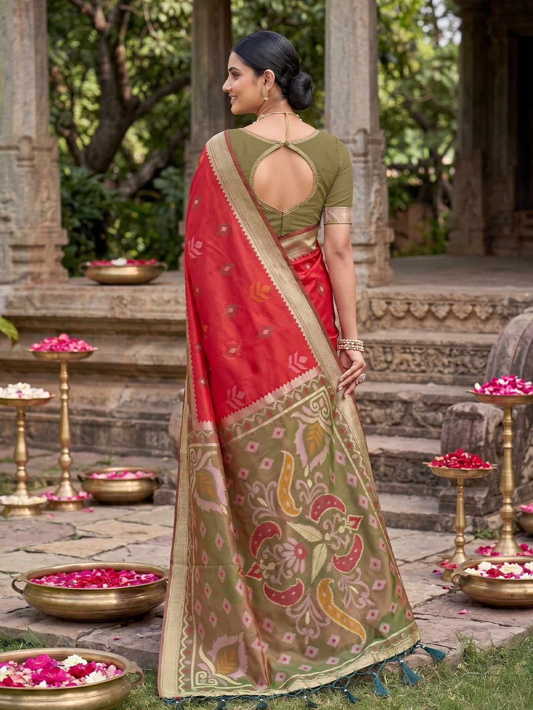 Sutriti Red Pochampalli Silk Saree | Elegant Traditional Wedding & Festive Wear Saree