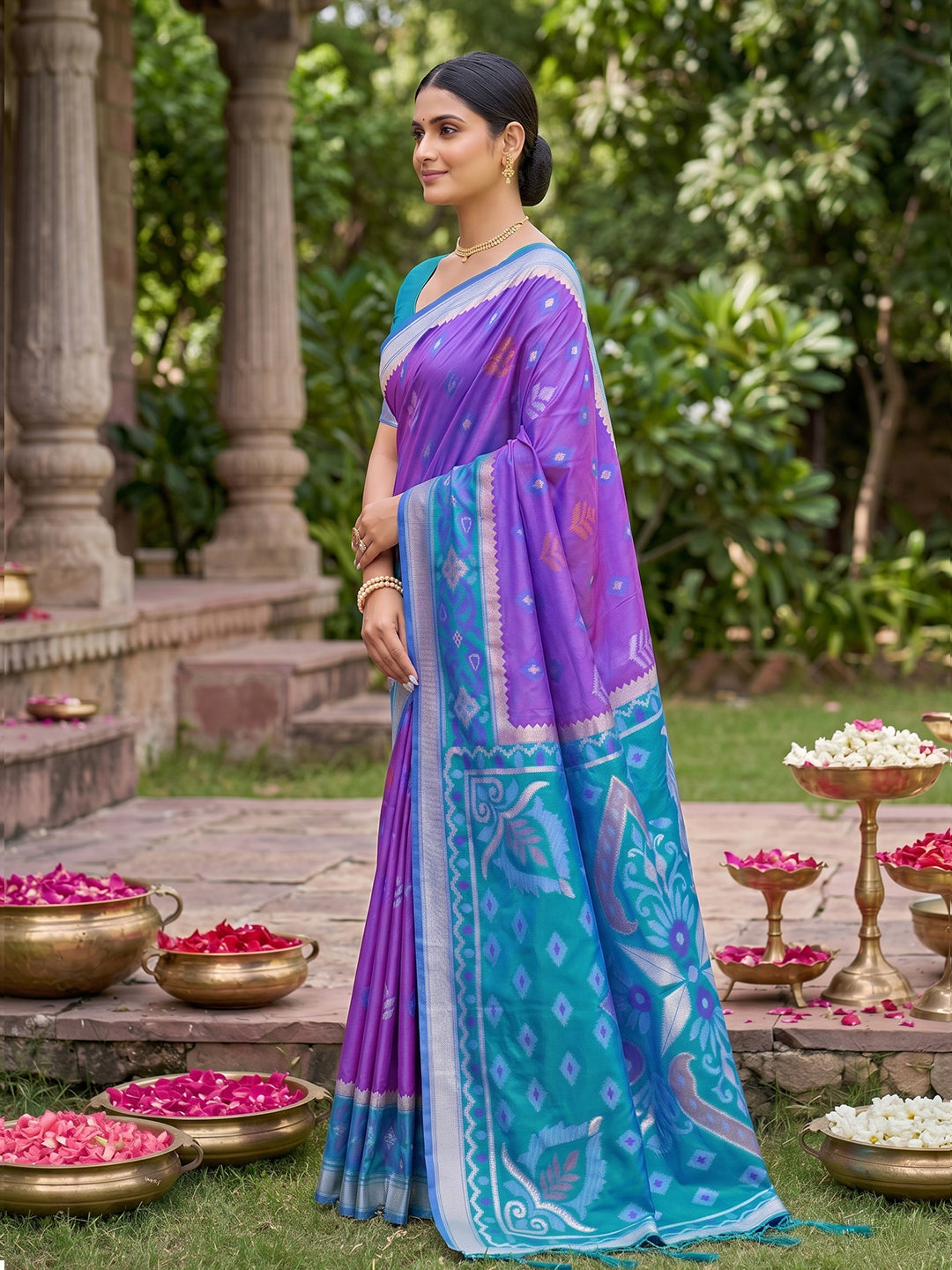 Sutriti Violet Pochampalli Silk Saree | Elegant Traditional Wedding & Festive Wear Saree