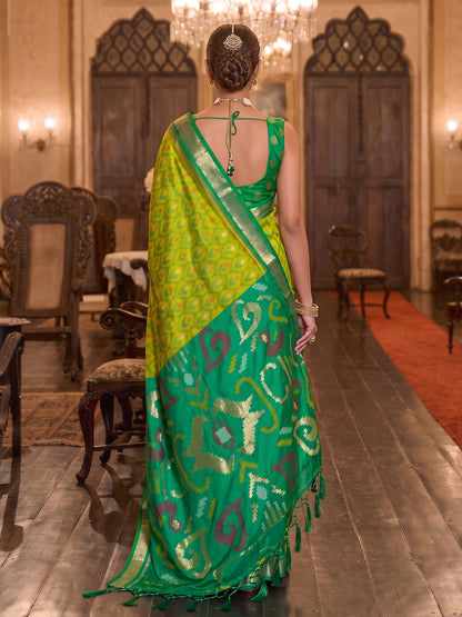 Sutriti Mehendi Green Pochampally Silk Saree for Women Festive Party Wedding Ikat Saree