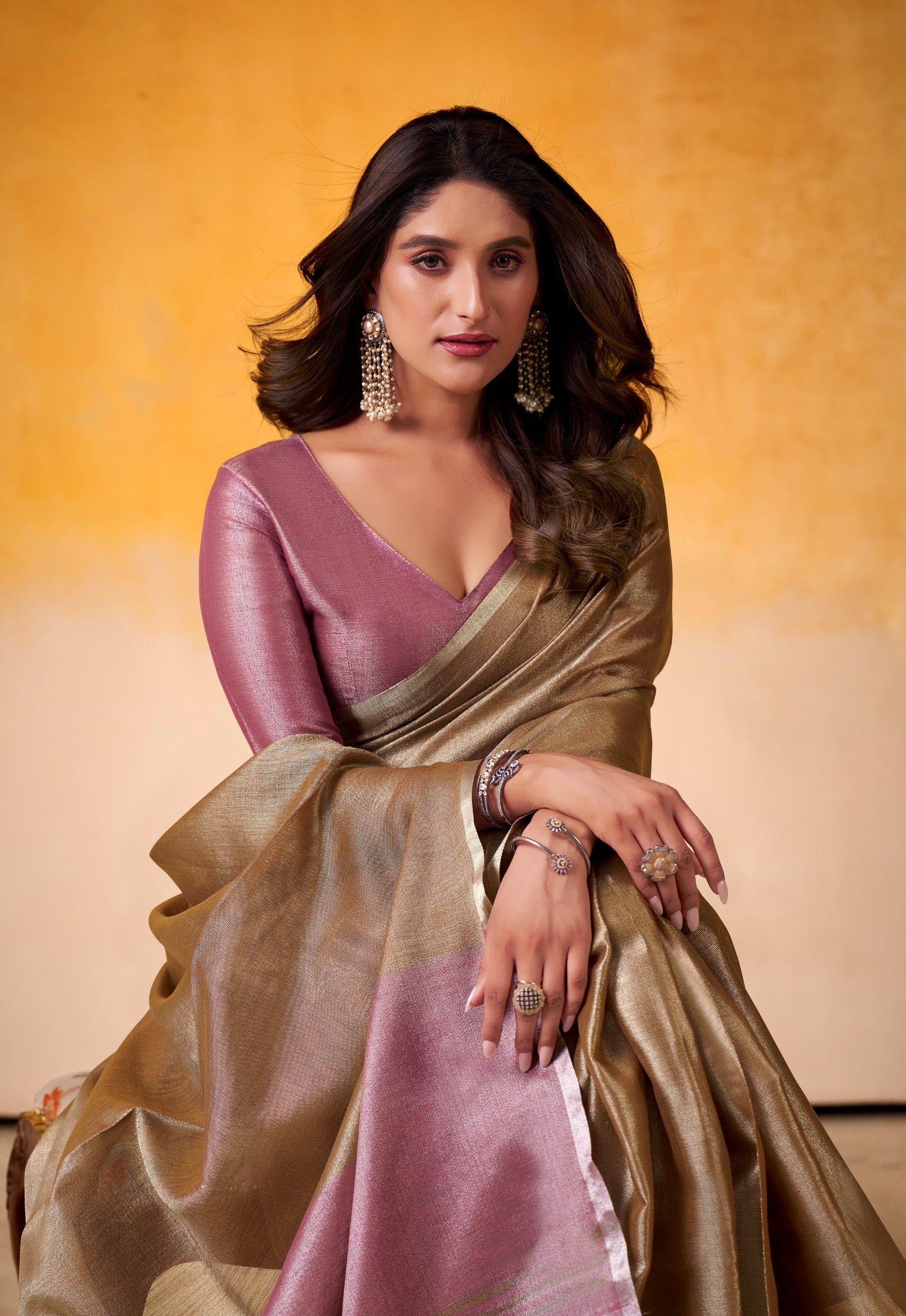 Sutriti bronze taupe & pink tissue silk contrast border wedding saree contrast border collection