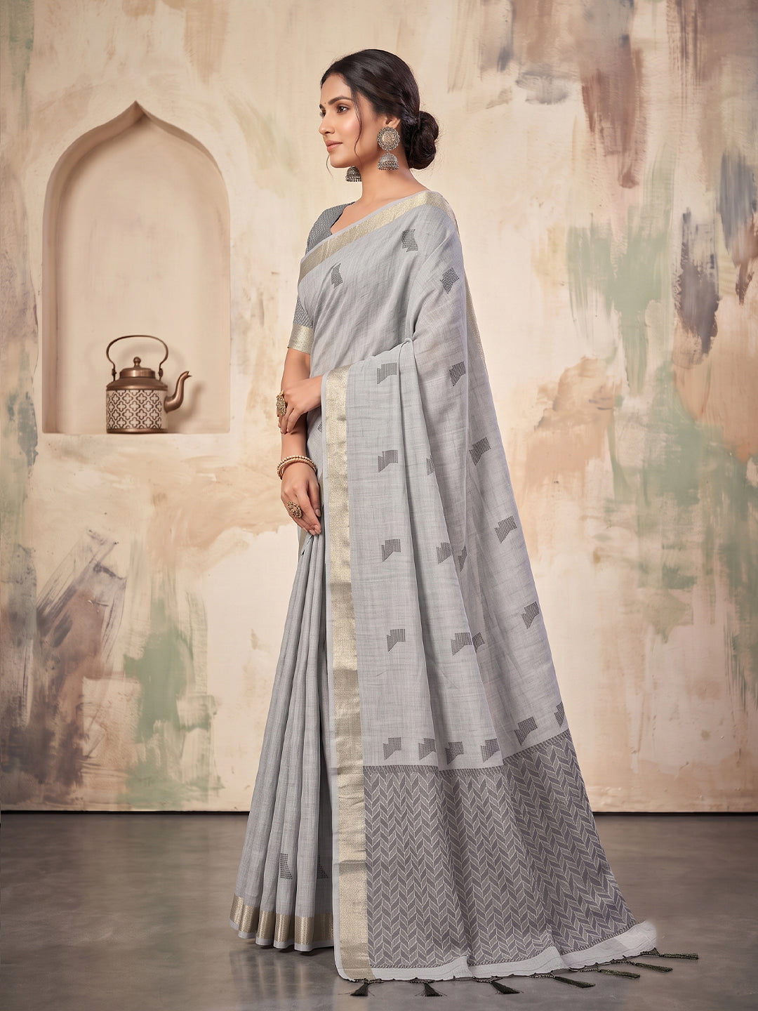 Sutriti Grey Linen Saree for Women Festive Party Wedding Wear