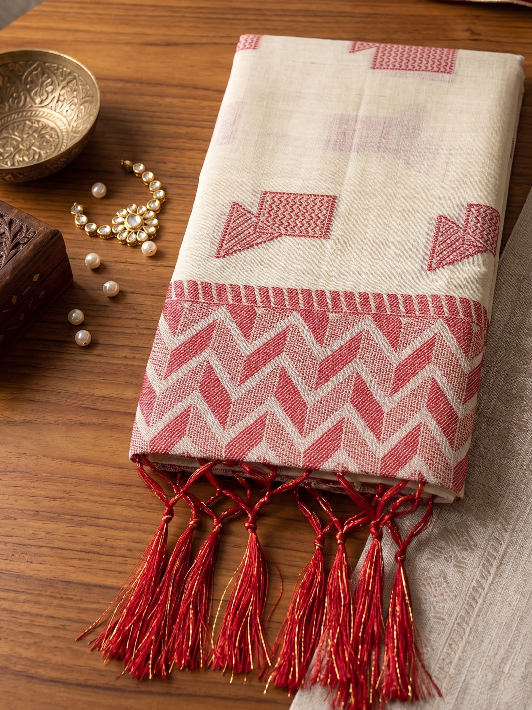 Sutriti Off White Linen Saree for Women Festive Wedding Wear