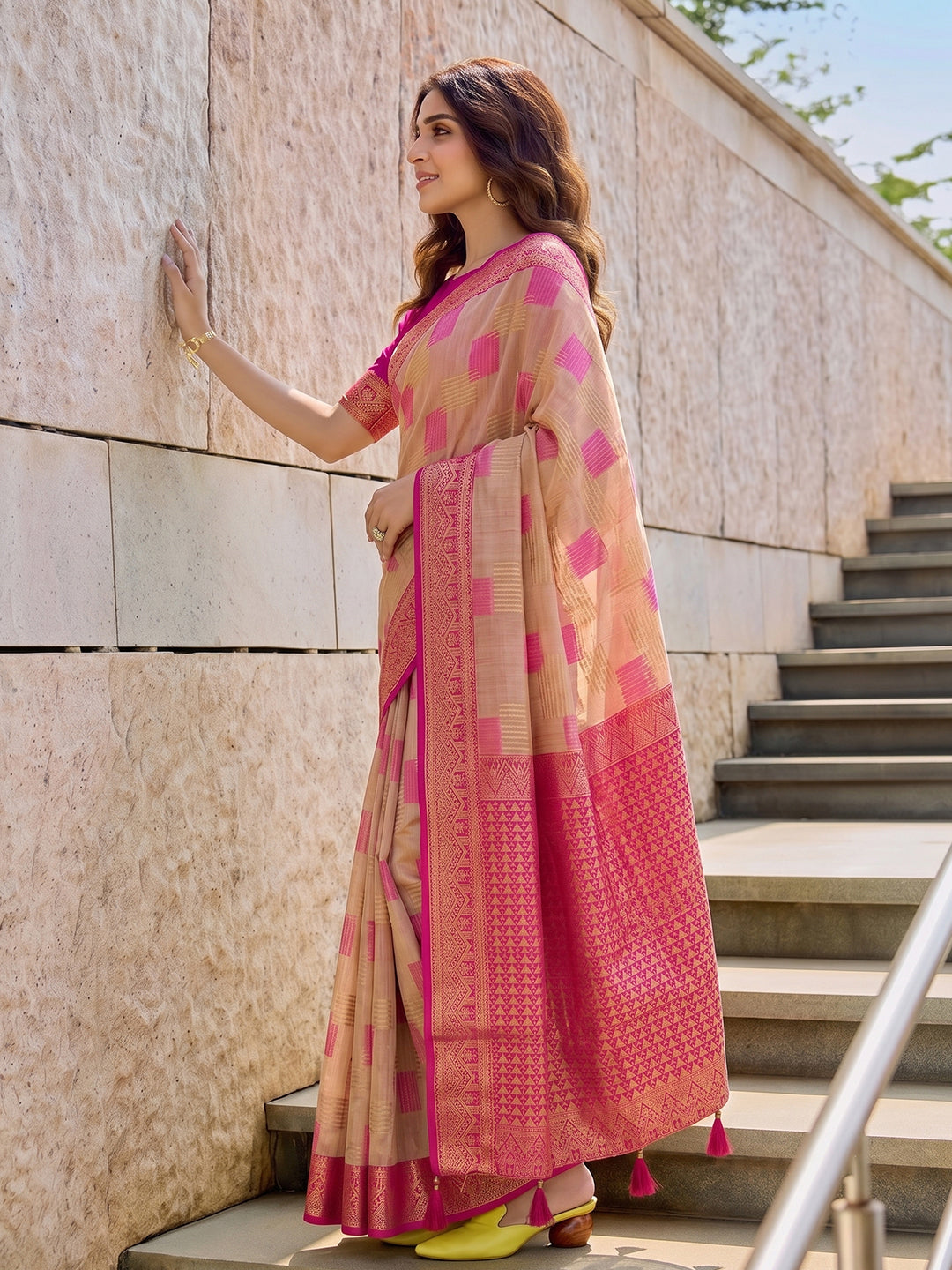 Sutriti Beige Pure Cotton Saree For Women | Pink Border Festive & Party Ethnic Wear