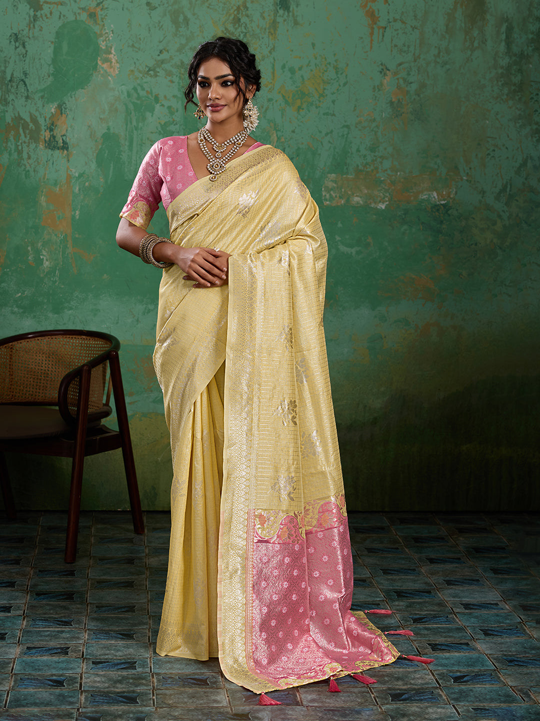 Sutriti Yellow & Pink Cotton Silk Saree for Women - Festive Wedding Party Wear Ethnic Saree