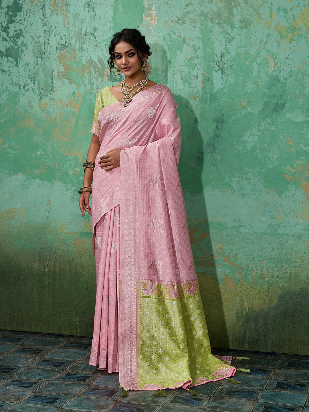 Sutriti Peach & Mehendi Green Cotton Silk Saree for Women - Festive Wedding Party Wear Ethnic Saree