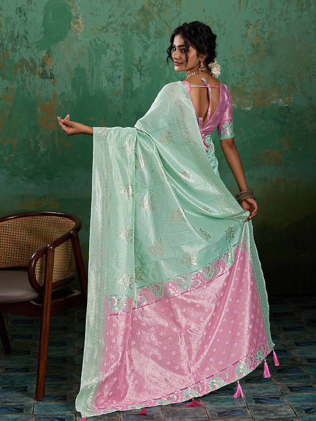 Sutriti Sea Green & Pink Cotton Silk Saree for Women - Festive Wedding Party Wear Ethnic Saree