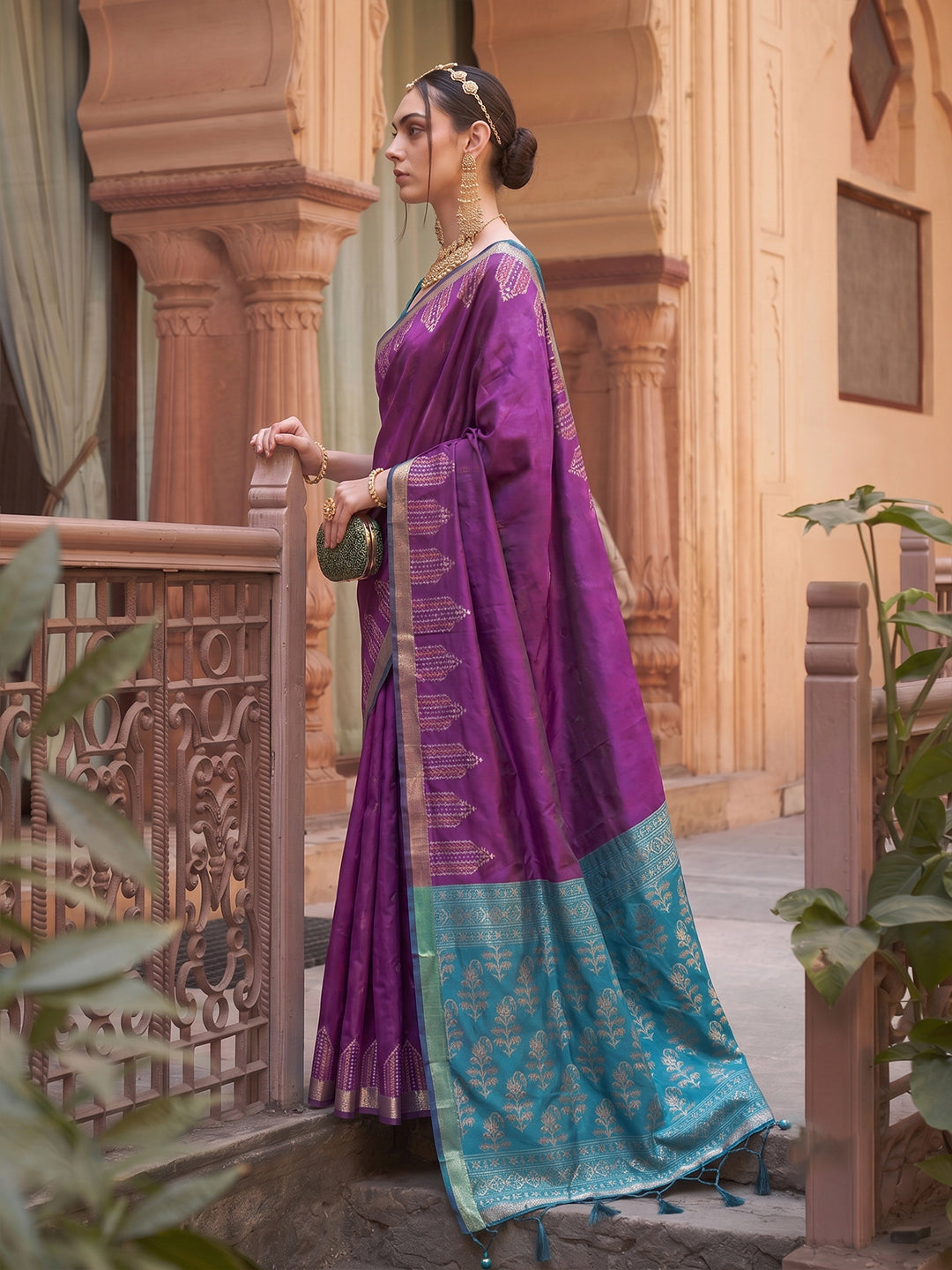 Sutriti Purple Soft Silk Saree for Women Festive Party Traditional Wedding Ethnic Saree