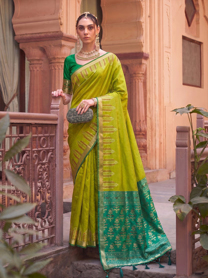 Sutriti Mehendi Green Soft Silk Saree for Women Festive Party Traditional Wedding Saree