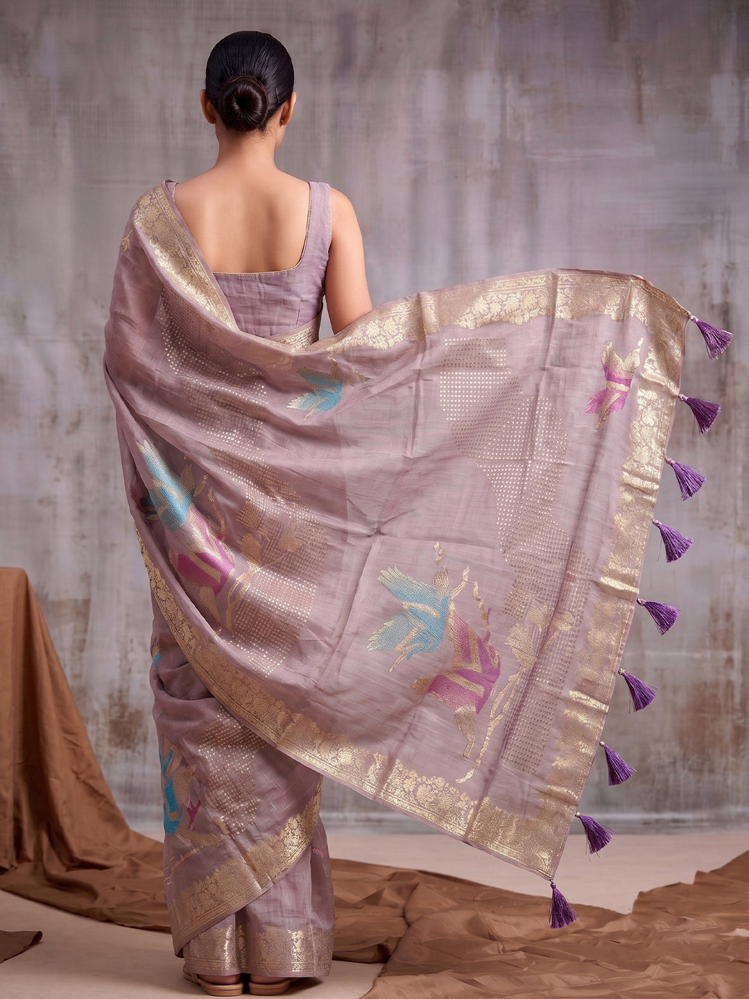 Sutriti Mauve Cotton Saree for Women Festive Traditional Party Ethnic Wedding Saree