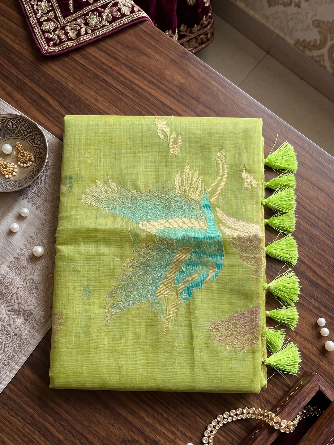 Sutriti Olive Green Cotton Saree for Women Festive Party Wedding Traditional Saree