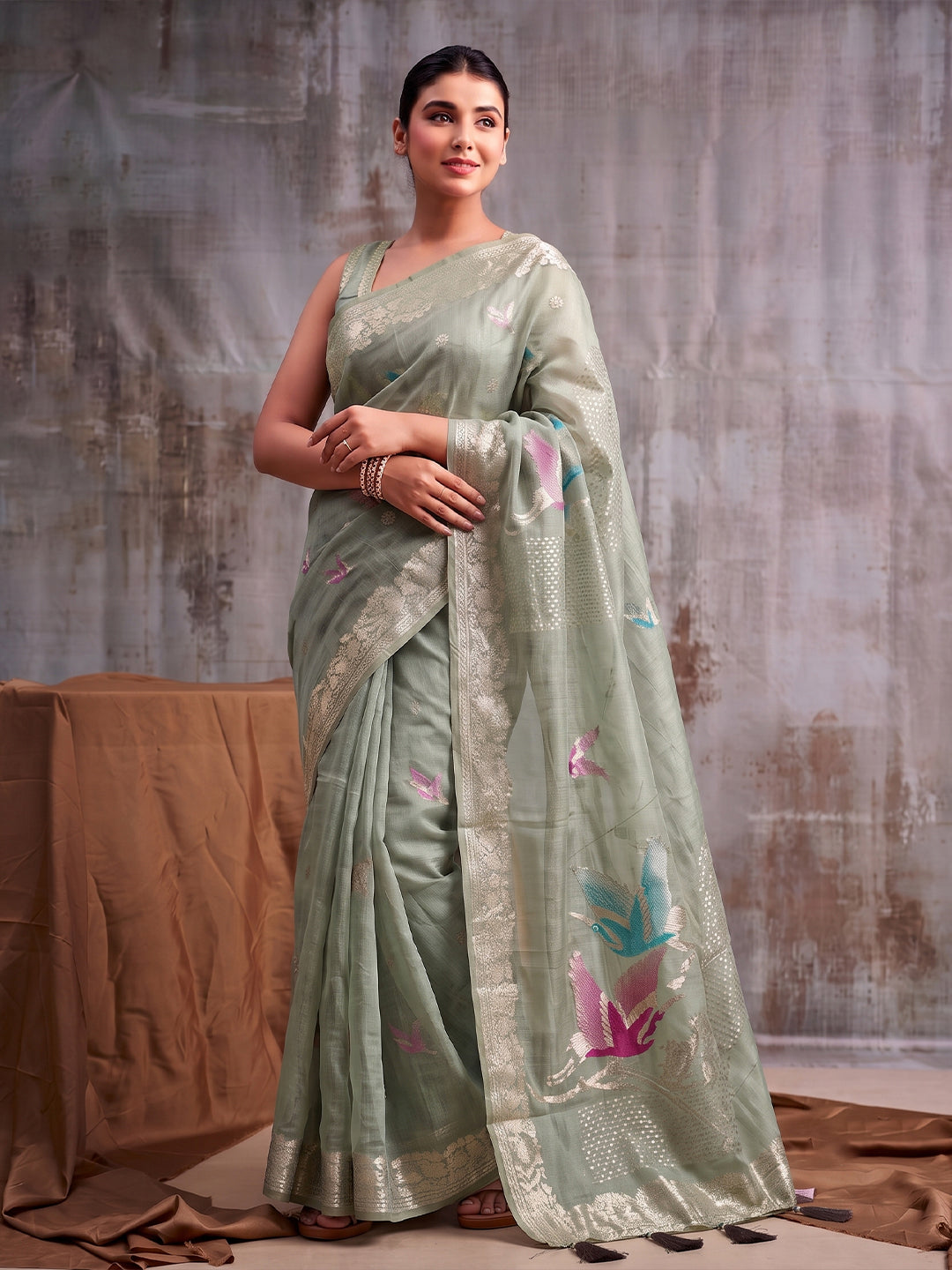 Sutriti Patel Green Cotton Saree for Women Festive Traditional Party Ethnic Wedding Saree