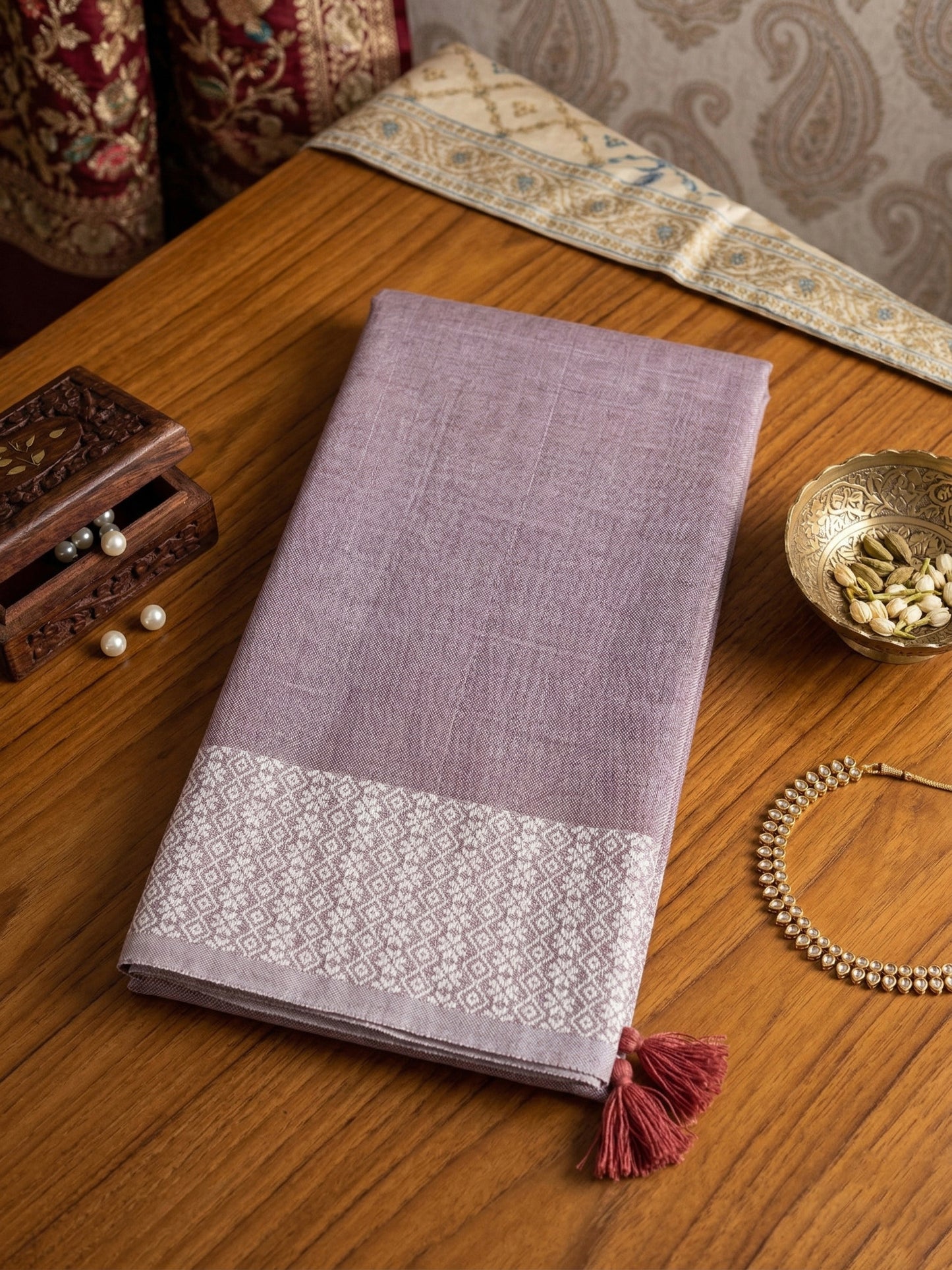 Sutriti Pink Linen Saree for Women Festive Wear Elegant Ethnic Wedding PSofty Saree