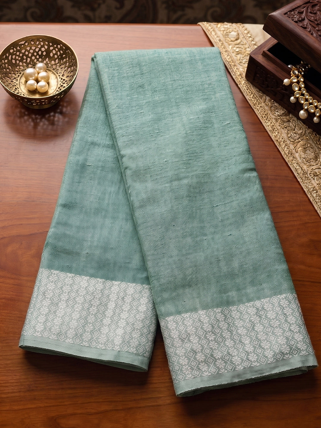 Sutriti Mehendi Green Linen Saree for Women Festive Wear Elegant Ethnic PSofty Saree