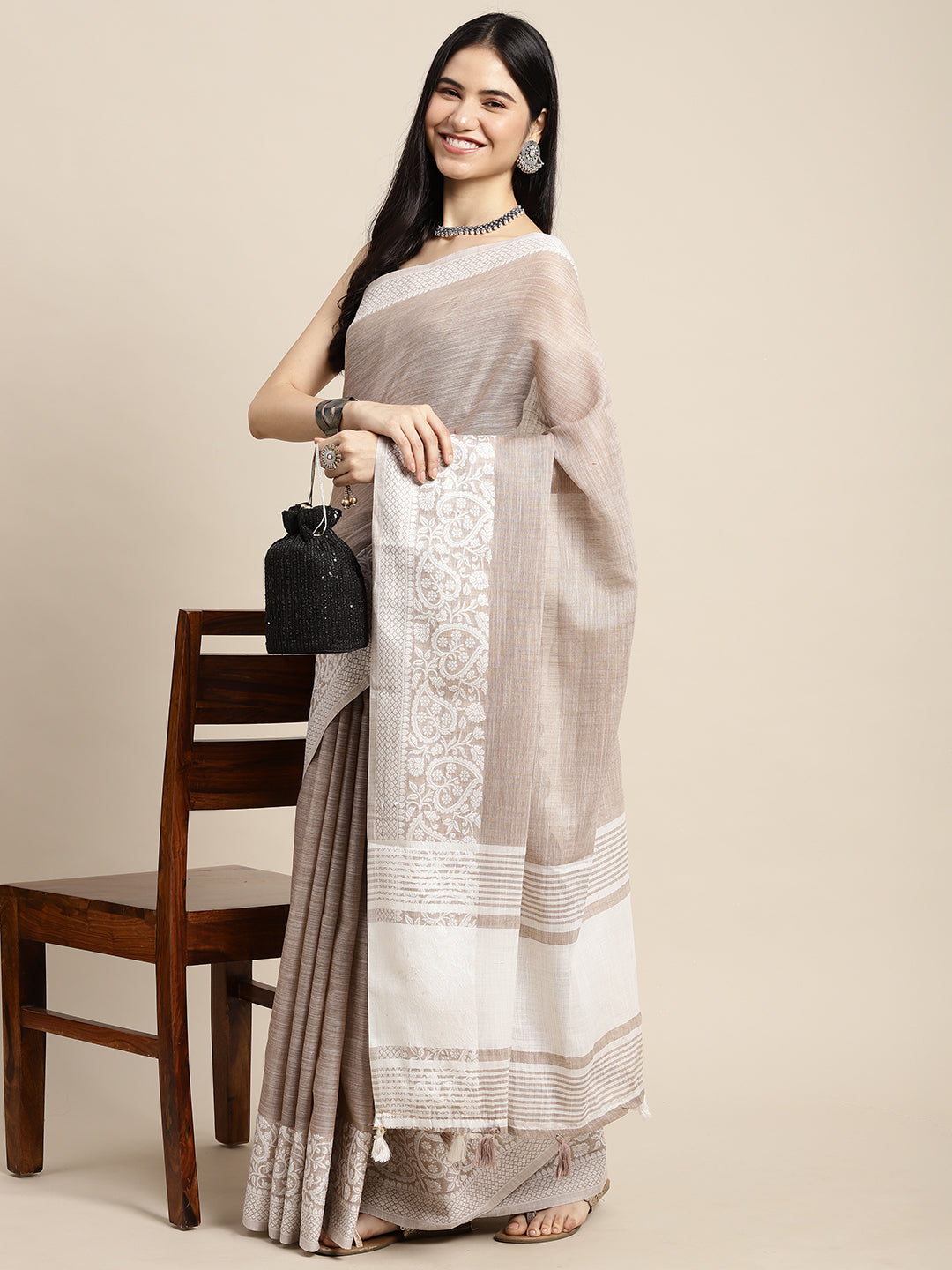 Sutriti Women Beige & Silver-Toned Woven Design Linen Blend Saree