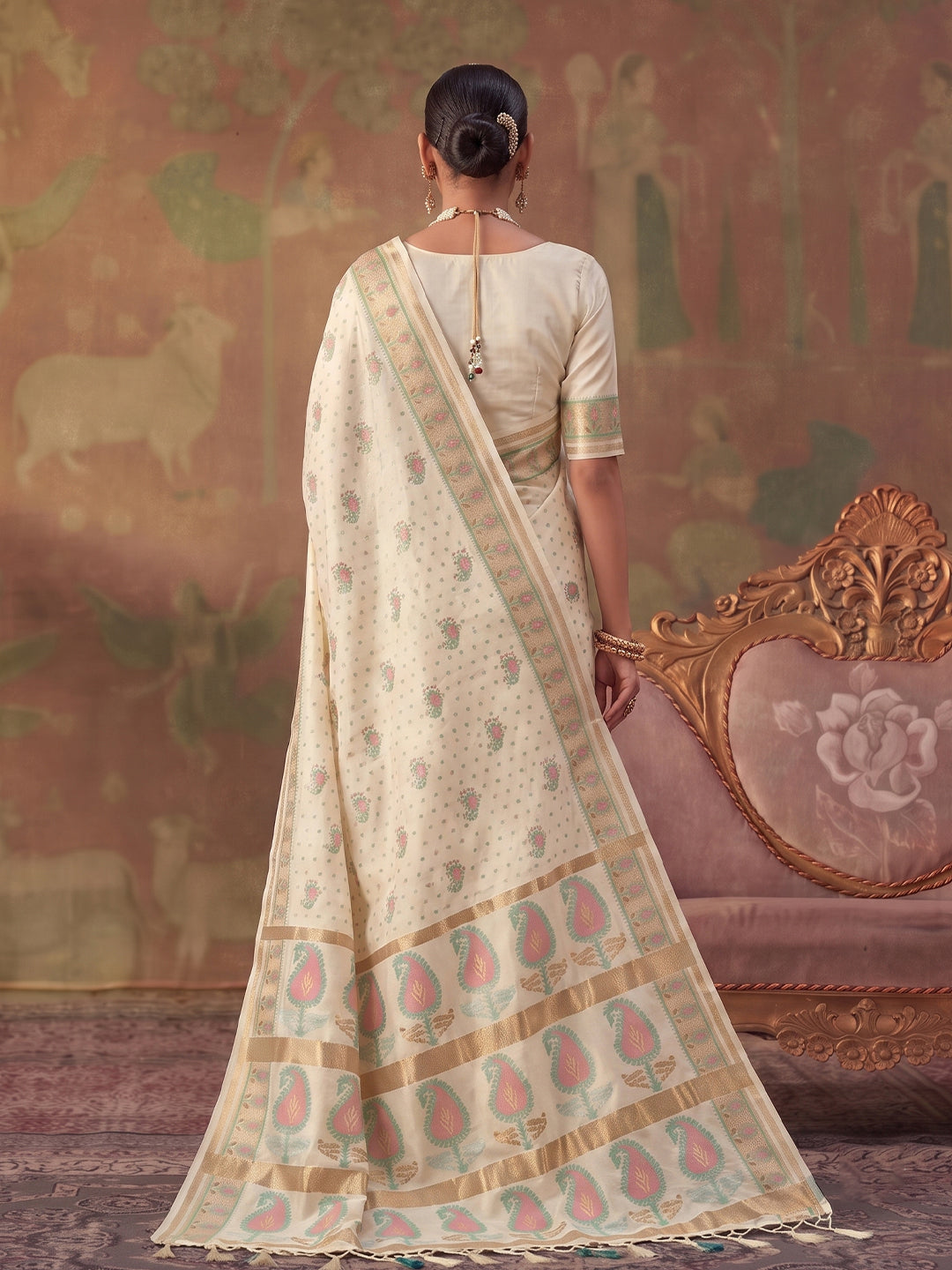 Sutriti Cream Soft Silk Saree For Women | Festive, Wedding & Party Ethnic Wear