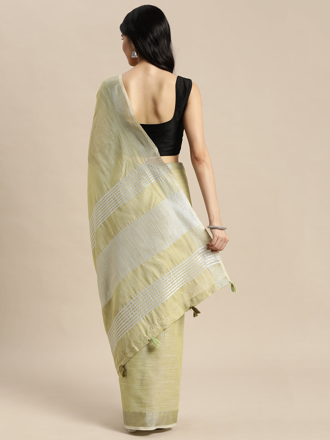 Sutriti Elegant Mhendi Woven Linen Saree with Contrast Zari Border & Tassels – Soft & Breathable Party Wear