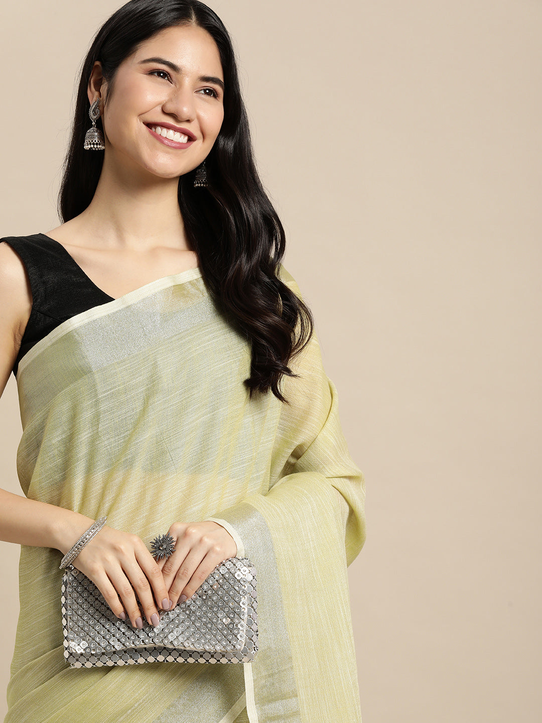 Sutriti Elegant Mhendi Woven Linen Saree with Contrast Zari Border & Tassels – Soft & Breathable Party Wear