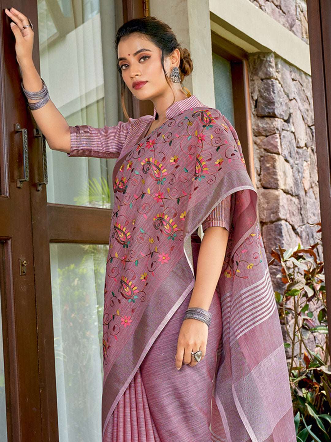 Sutriti Women Premium Linen Saree with Placement Embroidery and Tassel Pallu
