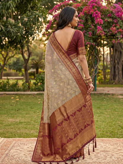 Sutriti Elegant Linen Saree with Maroon Border - Premium Festive & Wedding Wear for Women