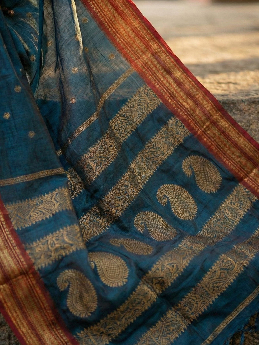 Teal blue woven zari border silk blend saree for women with butti design and blouse piece