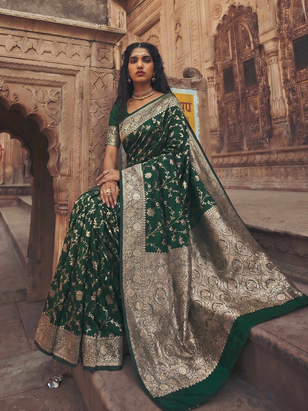 Sutriti Elegant Dark Green Soft Silk Saree for Women Festive Wedding Ethnic Wear