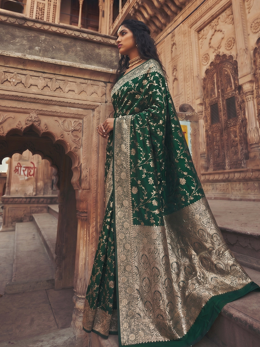 Sutriti Elegant Dark Green Soft Silk Saree for Women Festive Wedding Ethnic Wear