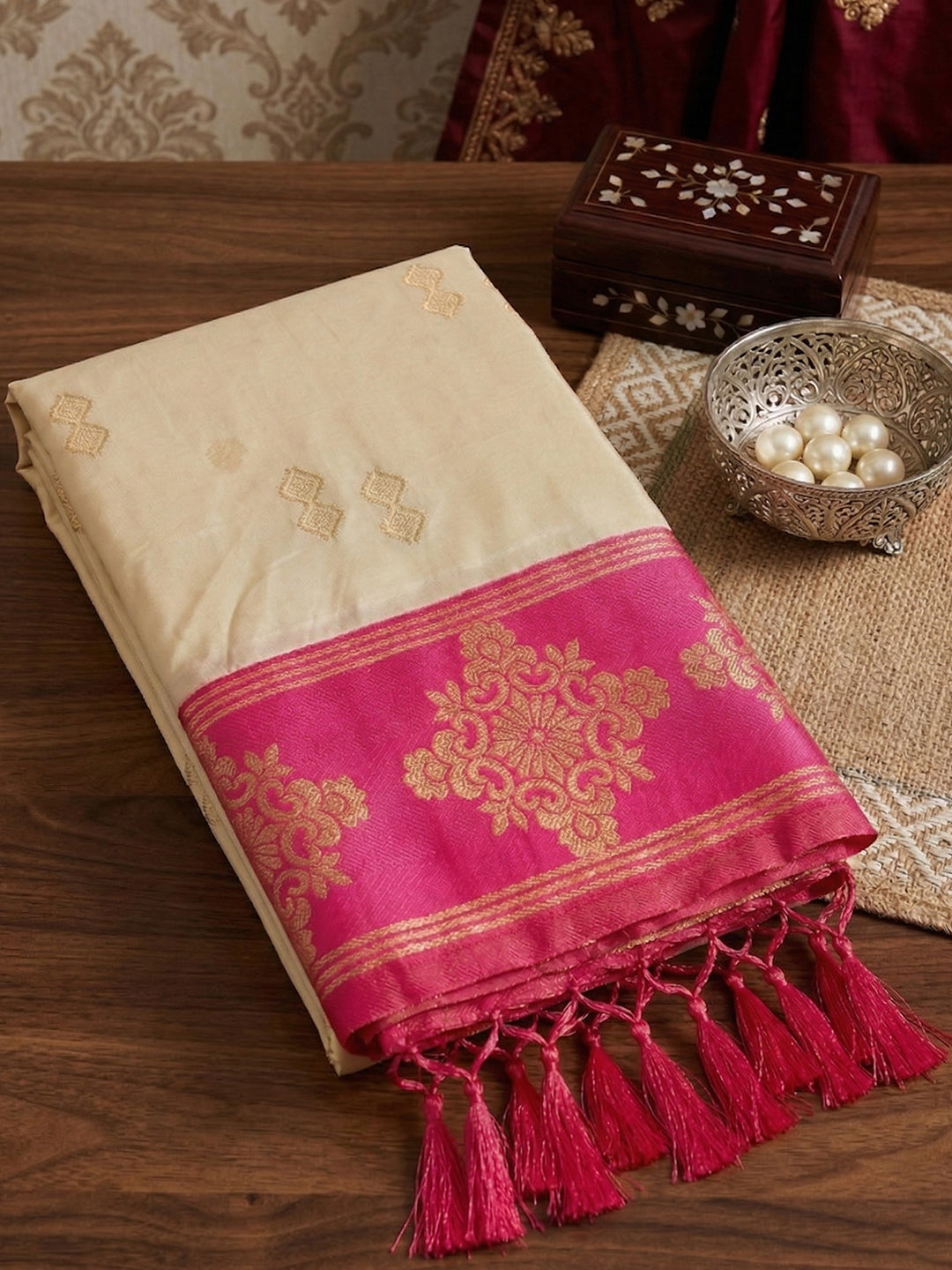 Sutriti Cream Banarasi Soft Silk Saree for Women Festive Wedding Ethnic Saree