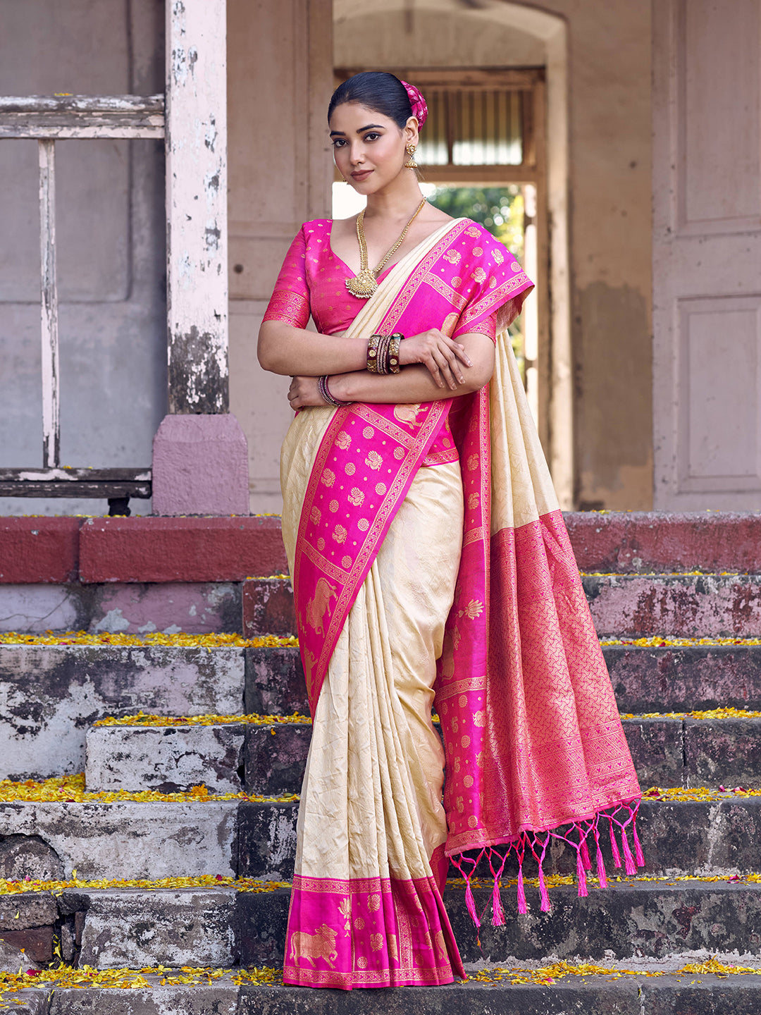 Sutriti Cream Soft Silk Saree with Rani Pink Border - Festive Wedding PSofty Ethnic Saree for Women