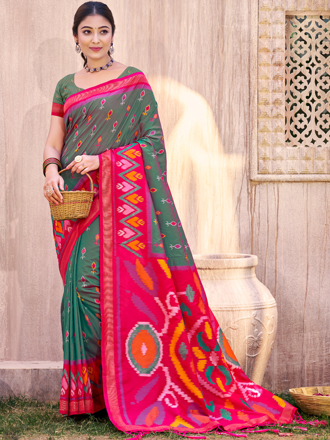 Sutriti Grey Pochampalli Silk Saree | Elegant Traditional Wedding & Festive Wear Saree
