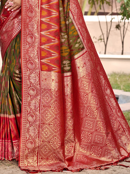 Sutriti Mhendi Green Pochampalli Silk Saree | Elegant Traditional Wedding & Festive Wear Saree