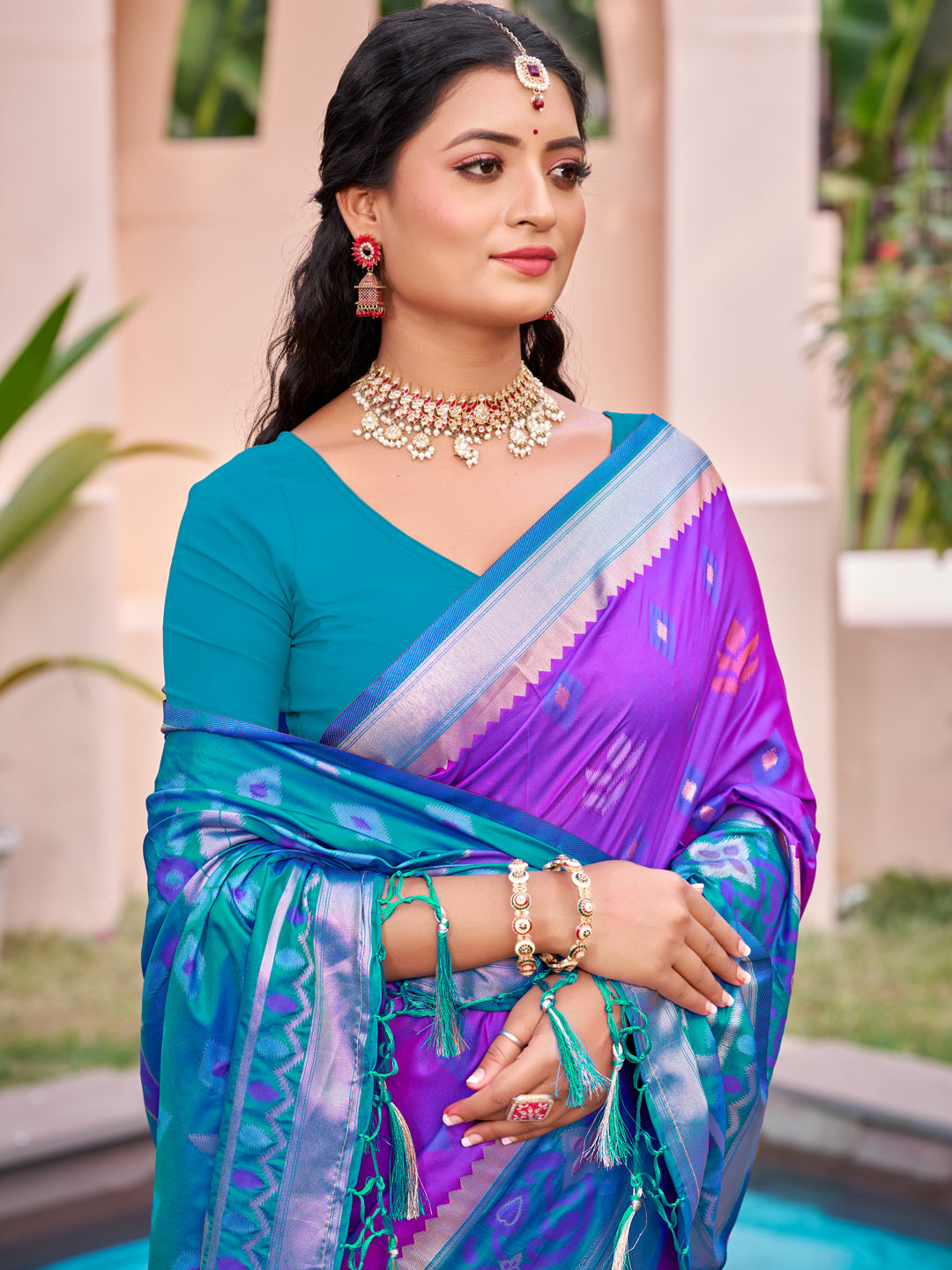 Purple woven saree for women with teal contrast border and designer pallu
