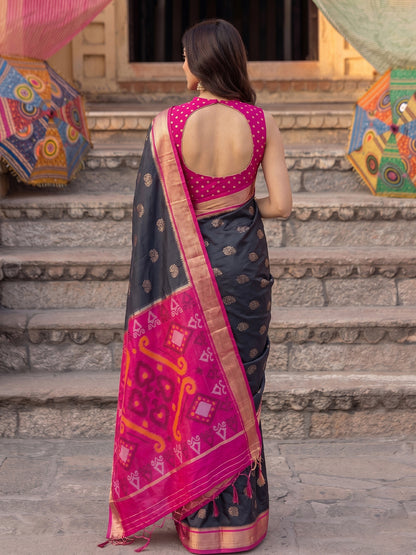 Sutriti Soft Silk Saree in Black & Rani Pink for Women Festive Wear
