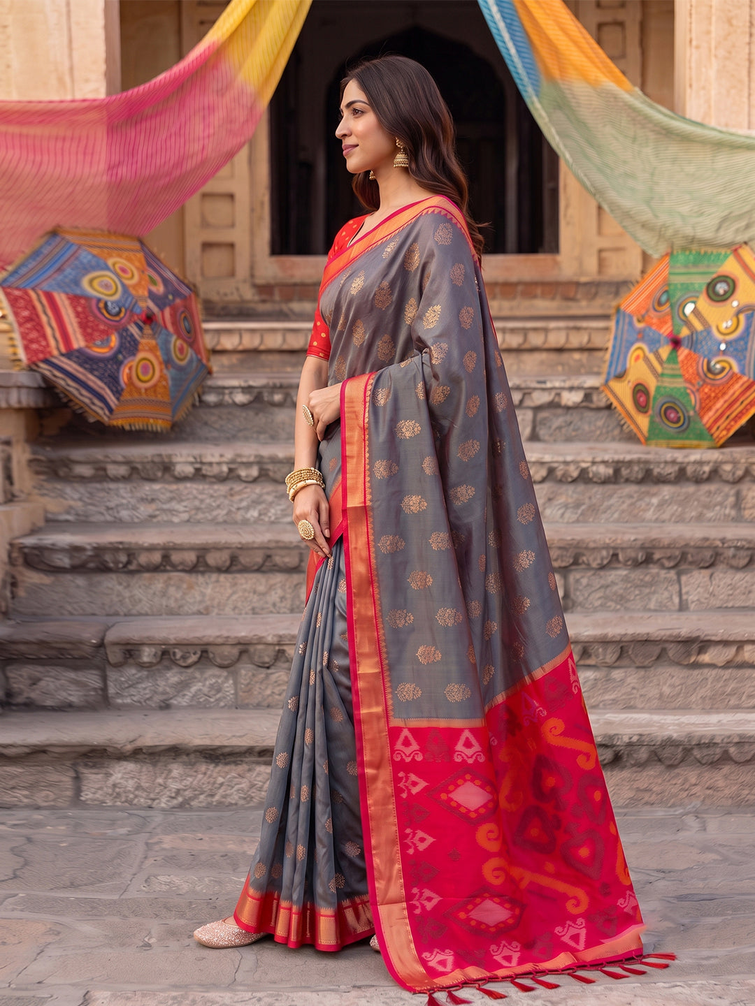 Sutriti Soft Silk Saree in Grey & Red for Women Festive Party Wear