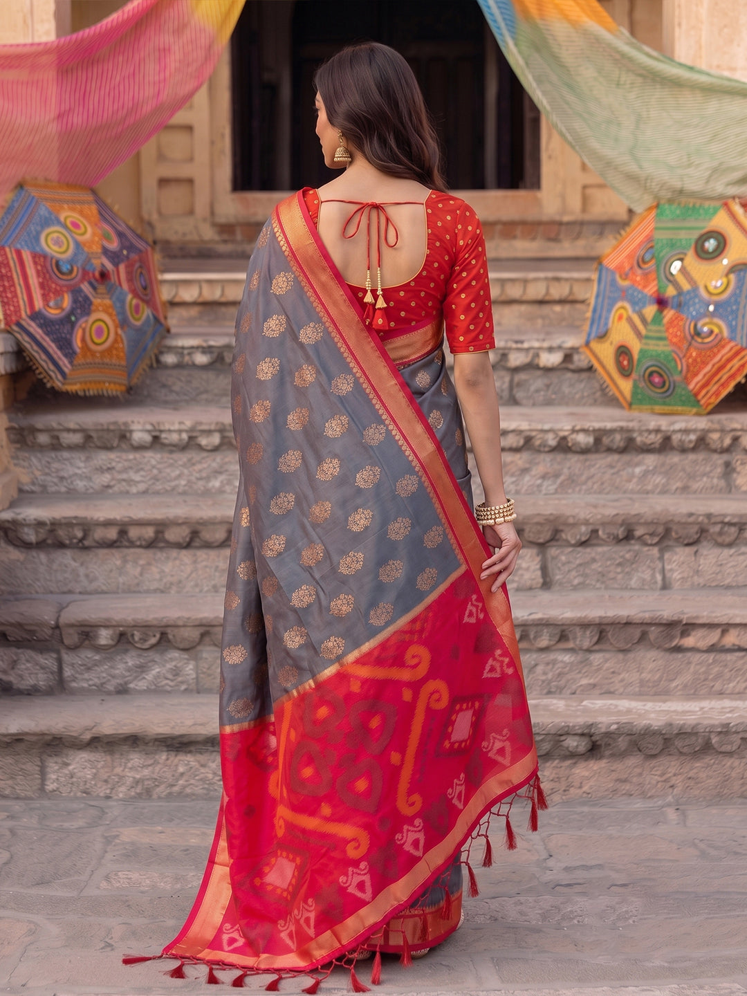 Sutriti Soft Silk Saree in Grey & Red for Women Festive Party Wear
