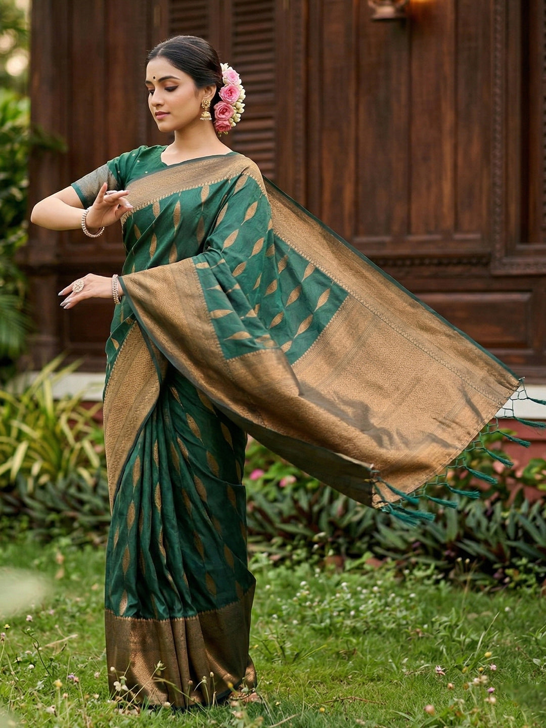 Sutriti Women Woven Banarasi Silk Saree with Blouse Piece | Rich Zari Border Traditional Wedding Festive PSofty Wear