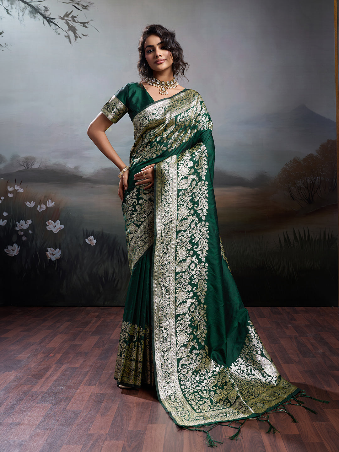 Sutriti Women's Dark Green Banarasi Silk Saree for Festive & Wedding Wear