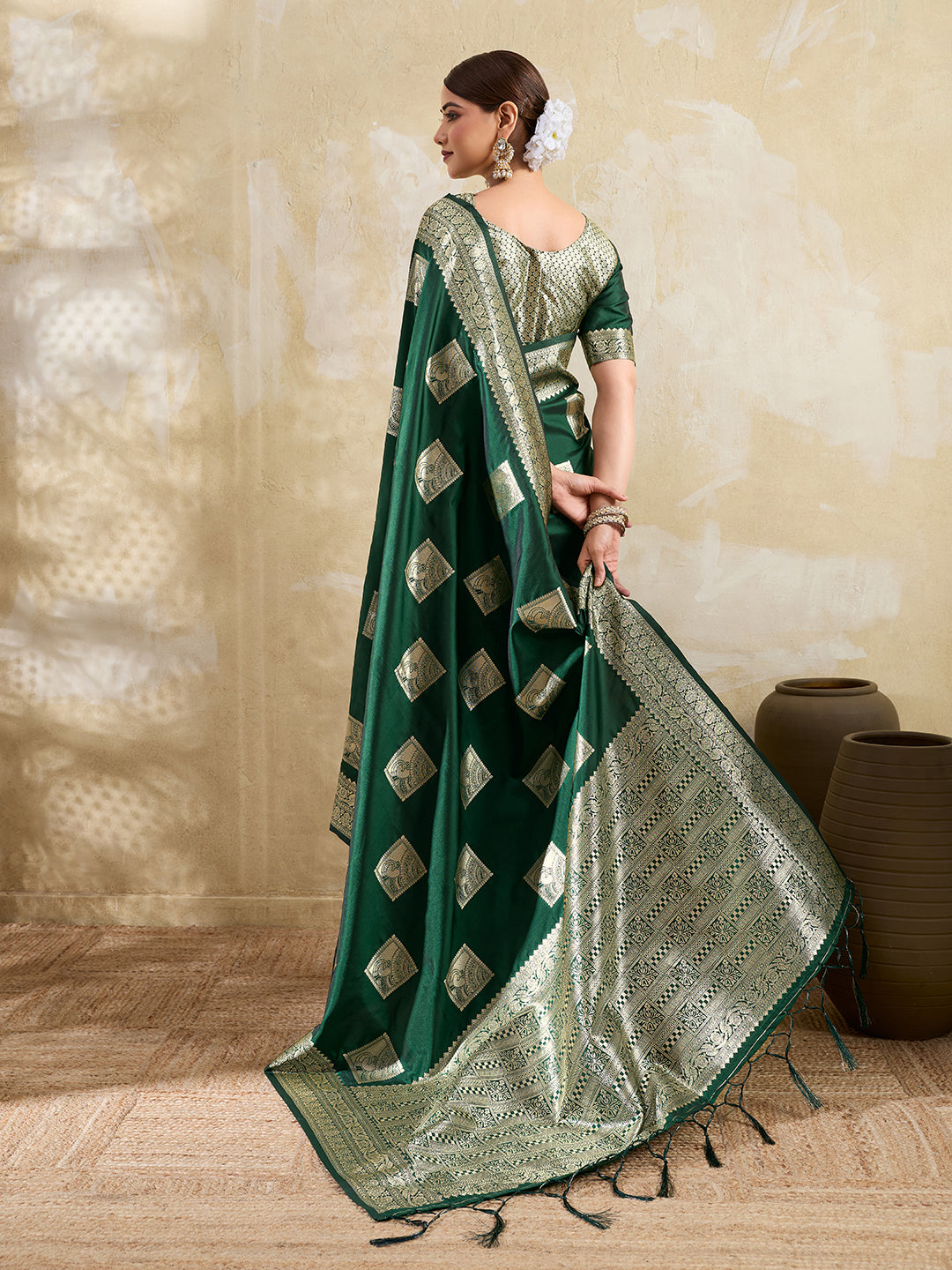 Sutriti Dark Green Banarasi Soft Silk Saree for Women Festive Wedding PSofty Wear Ethnic Saree