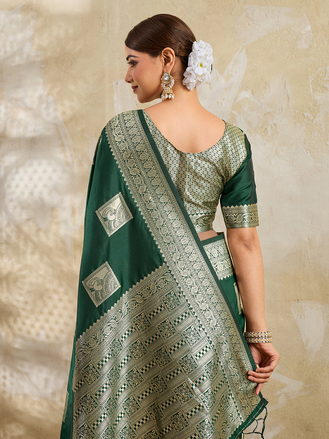 Sutriti Dark Green Banarasi Soft Silk Saree for Women Festive Wedding PSofty Wear Ethnic Saree