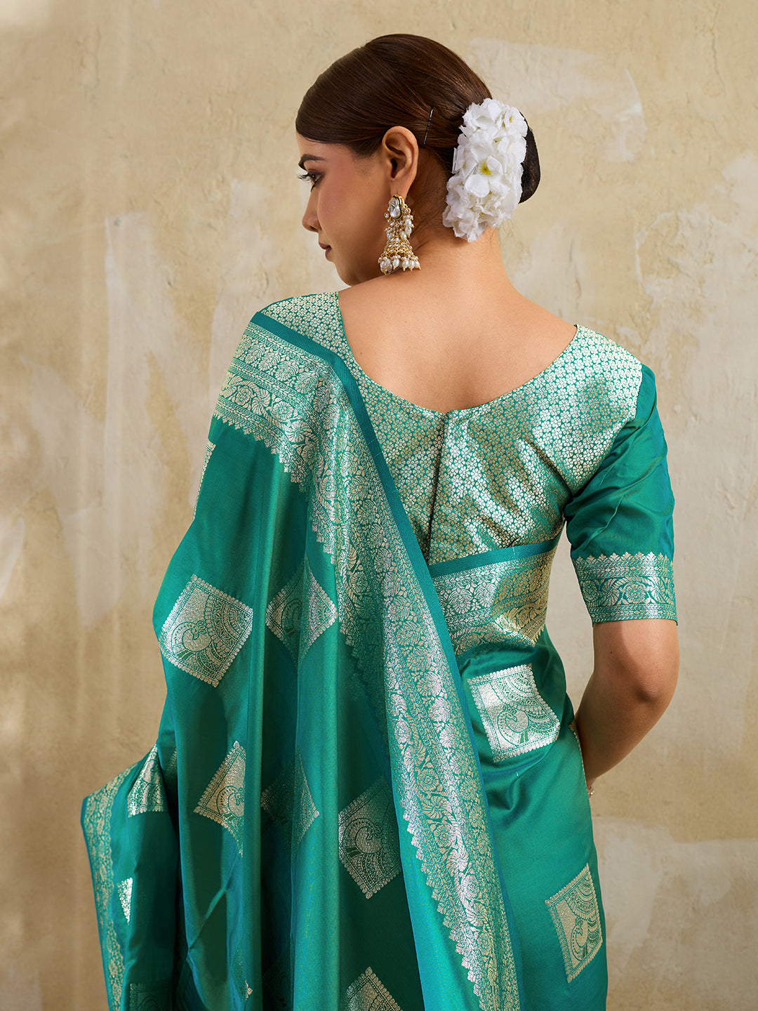 Sutriti Teal Banarasi Soft Silk Saree for Women Festive Wedding PSofty Wear Ethnic Saree