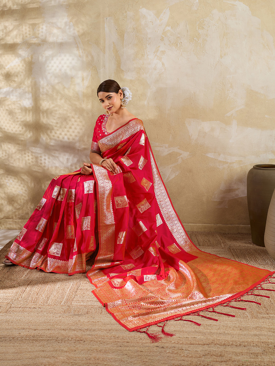 Sutriti Red Banarasi Soft Silk Saree for Women Festive Wedding PSofty Wear Ethnic Saree
