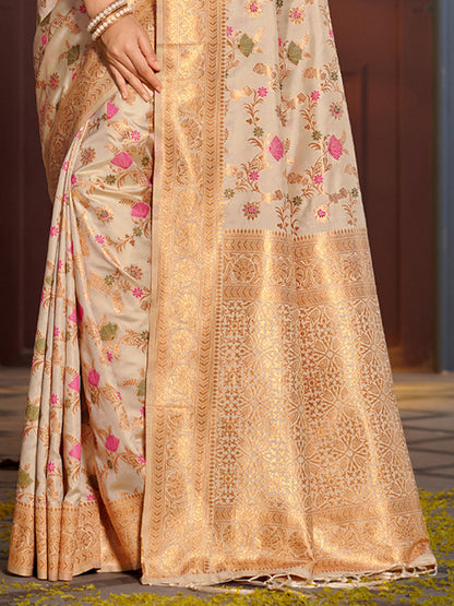 Ivory cream woven floral zari silk blend saree for women with rich zari border and blouse piece